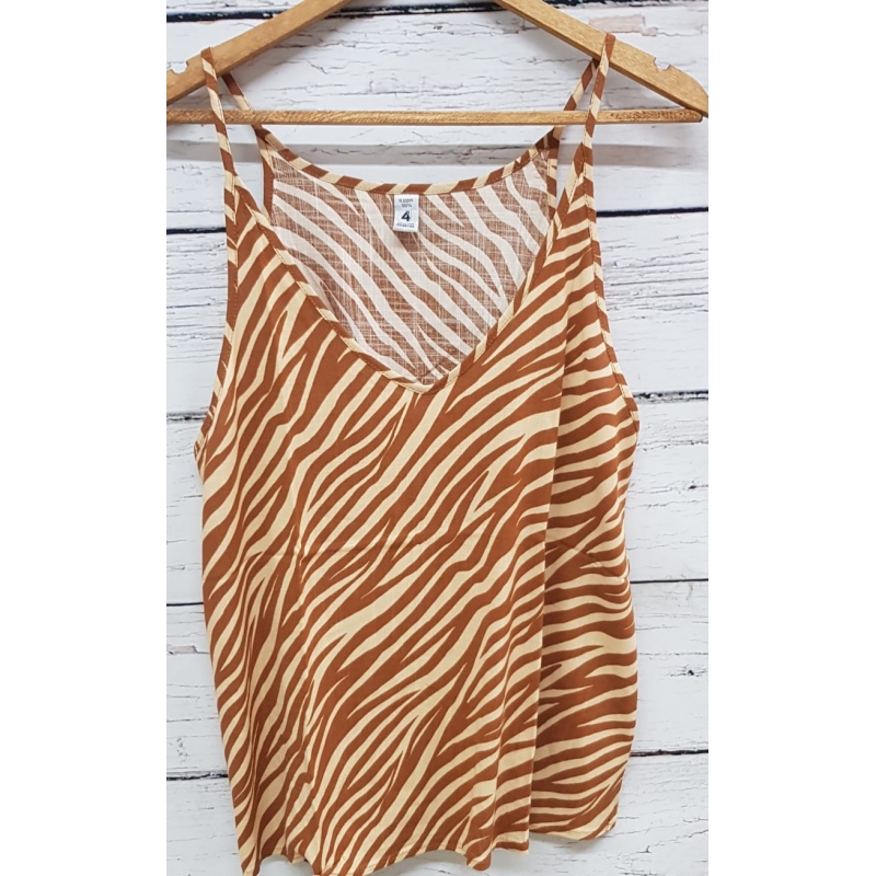 MUSCULOSA LINO ESTAMPADA